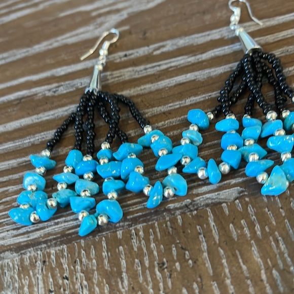 Navajo Handmade Beaded Turquoise Earrings - Picture 5 of 6